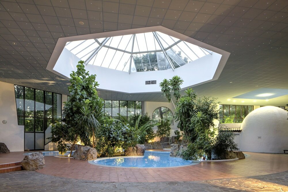 Фото Eventhotel Pyramide