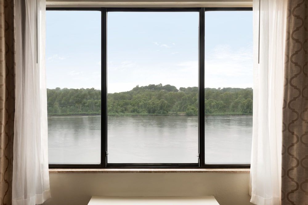 Фото Holiday Inn Hotel & Suites Council Bluffs I-29, an Ihg Hotel