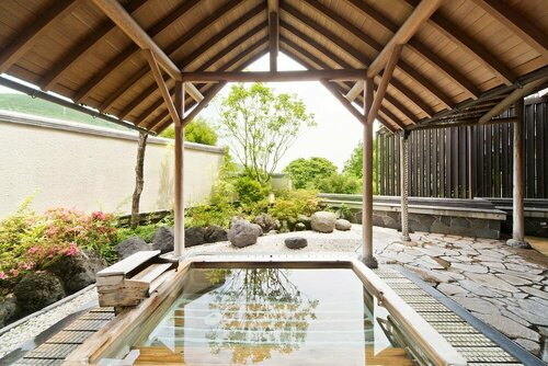 Внешний вид отеля Aura Tachibana в Хаконе, фото 5