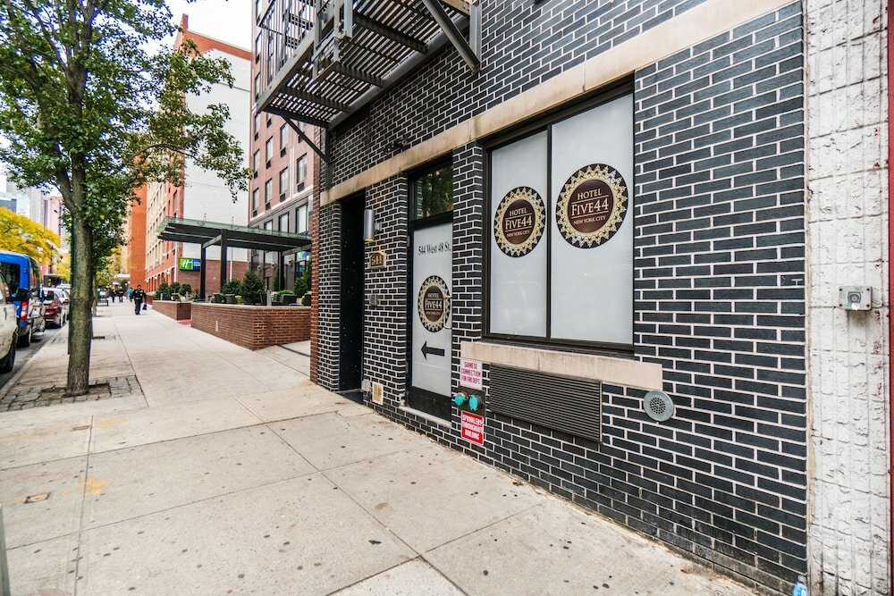Фото Hotel Five44