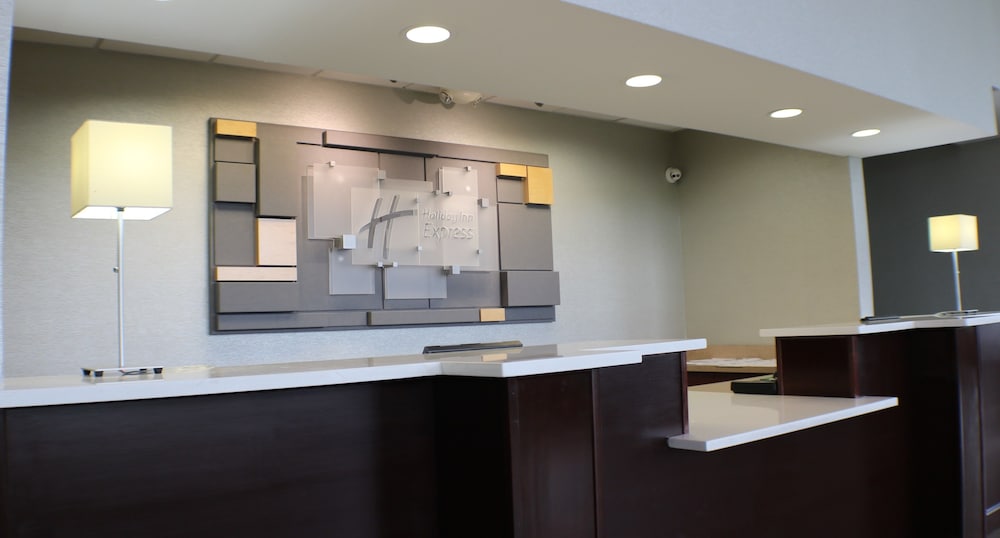 Фото Holiday Inn Express Woodstock-Shenandoah Valley, an Ihg Hotel