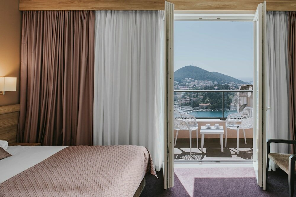 Фото Hotel Adria