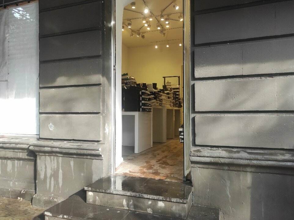 Shoe store Art shoes, Yerevan, photo