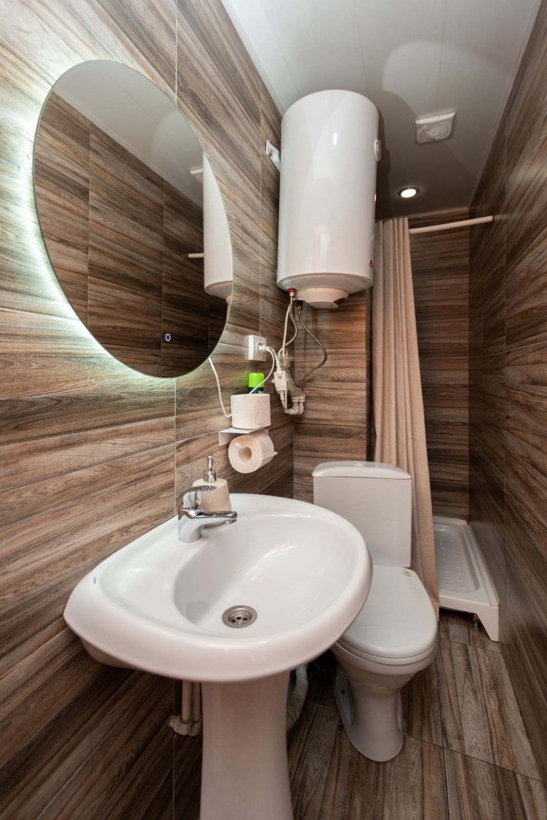 Фото Дом у реки