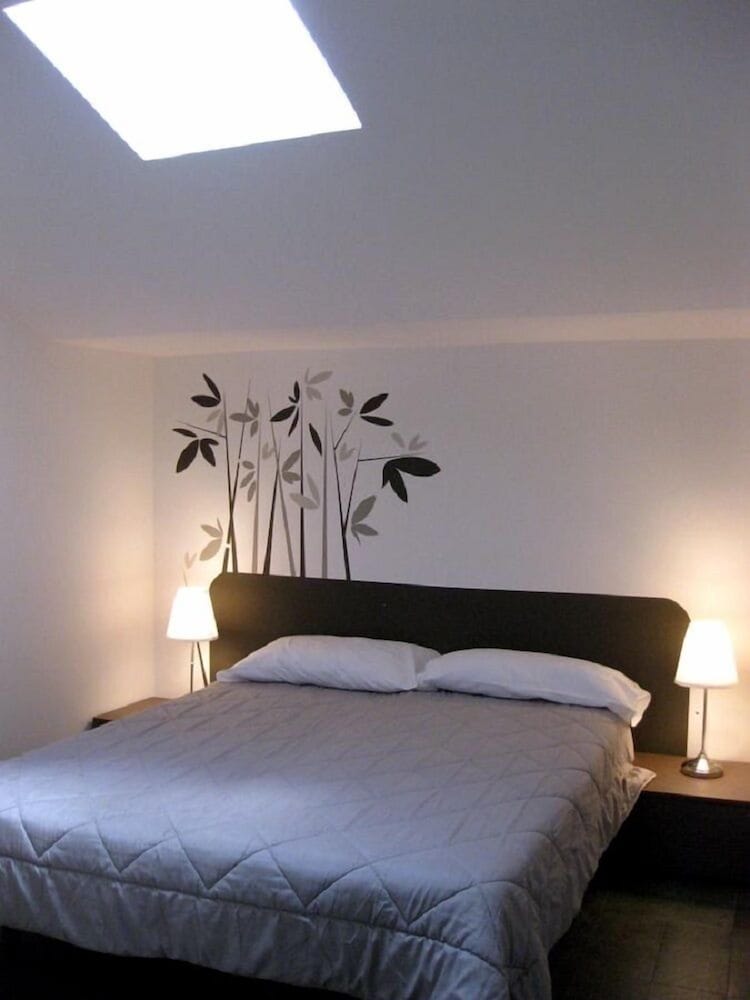 Фото Low Cost Ferrara