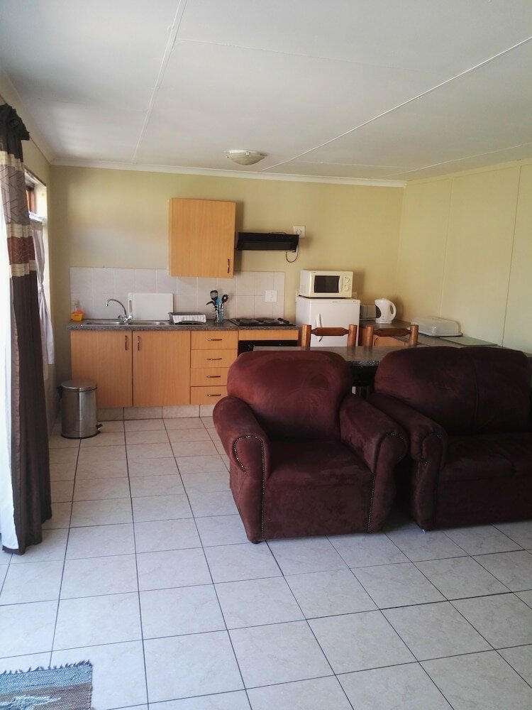 Фото Louhallas Bed & Breakfast