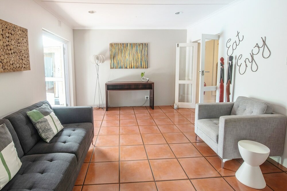 Фото Ballinderry - The Robertson Guest House