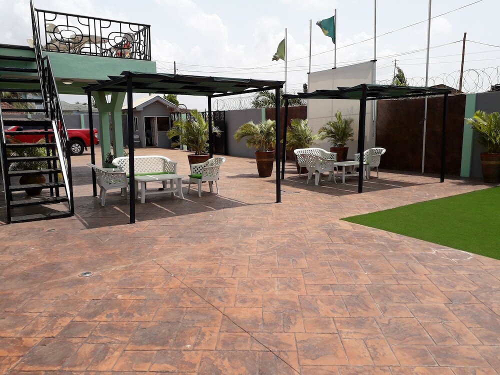 Фото Bella Luxury Hotel