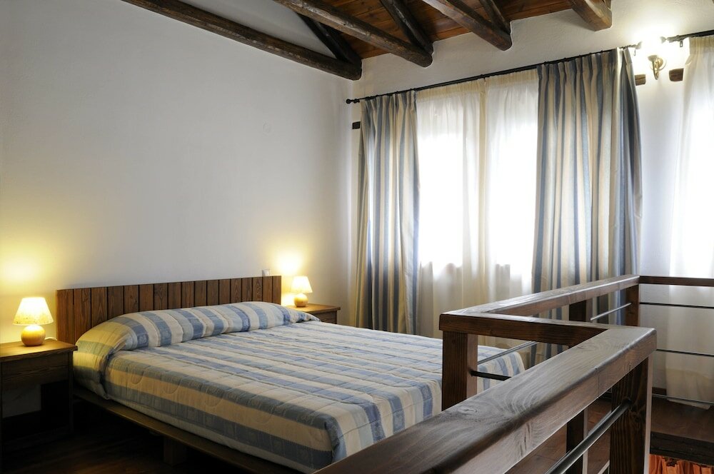 Фото Esperos Suites & Villas