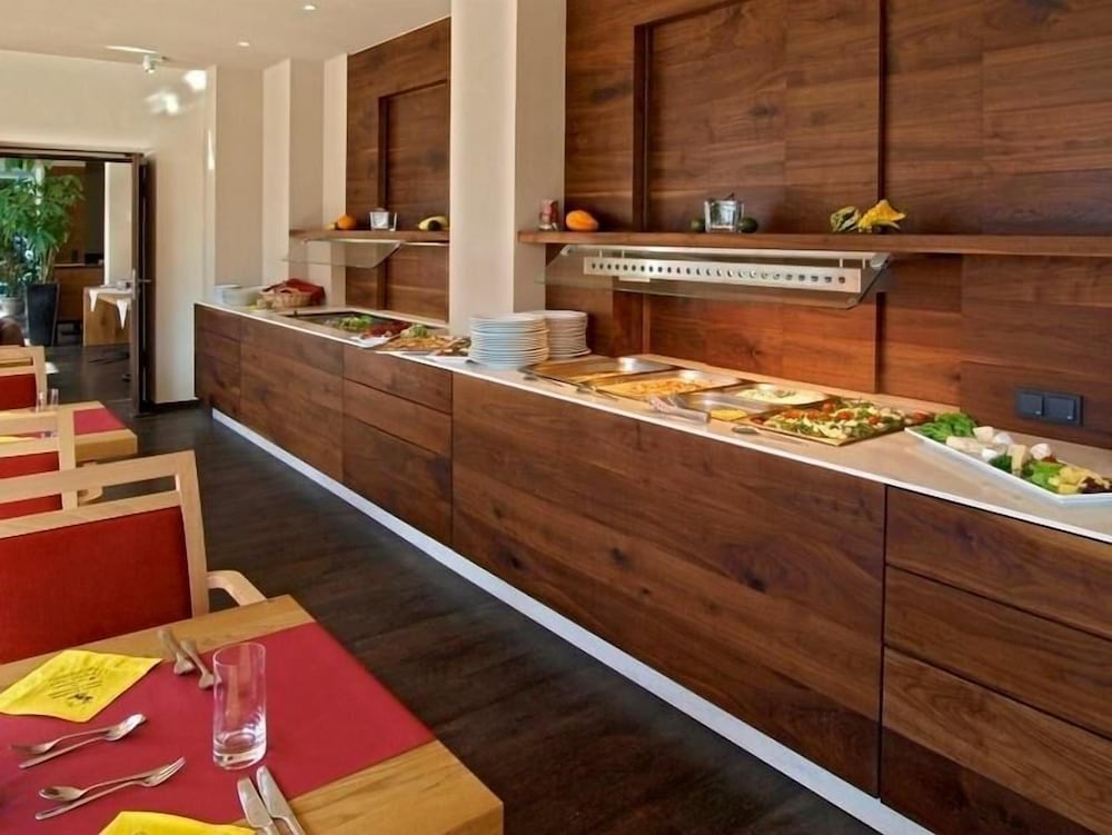 Фото Bacchus Hotel