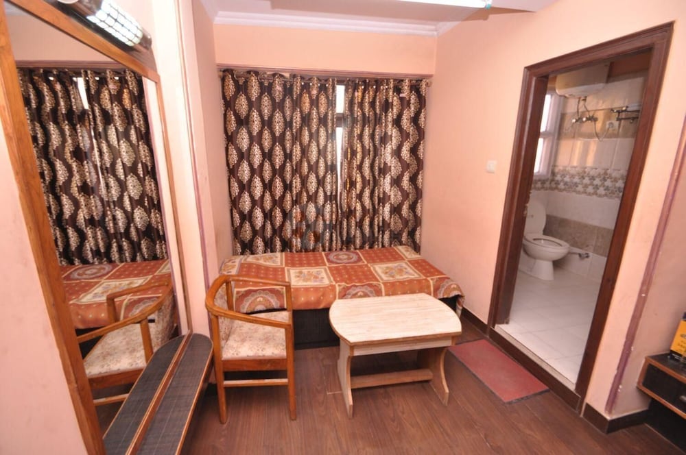 Фото Hotel Sidharth Regency