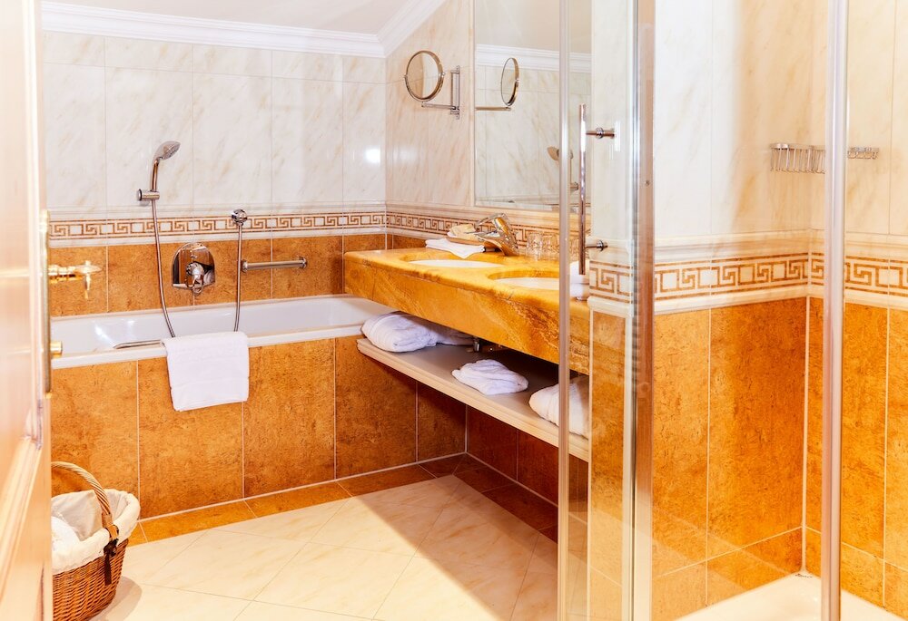 Фото Hotel Salzburgerhof