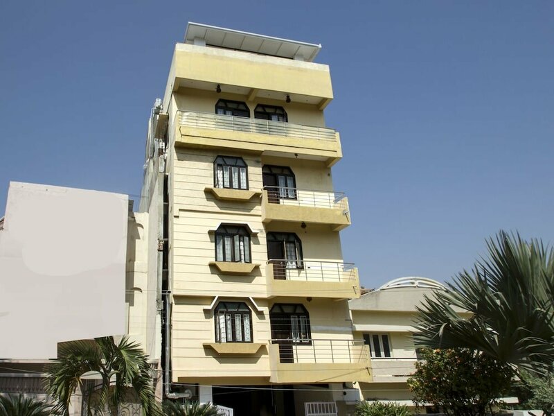Гостиница Collection O 7601 Hotel Park Heights Banjara Hills в Хайдарабаде