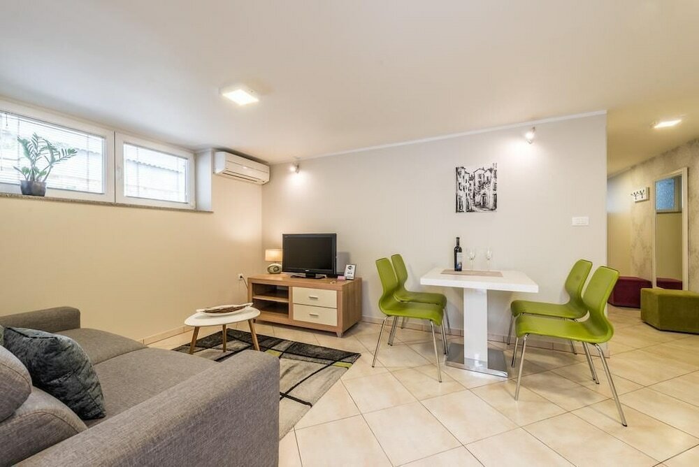 Фото Апартаменты Villa Karla