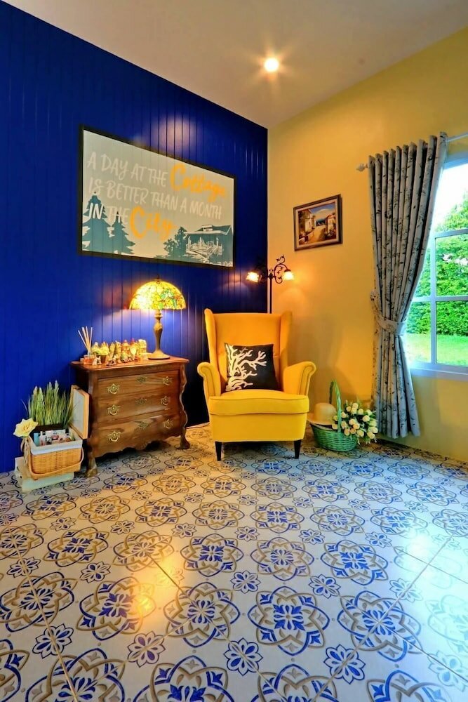 Фото Little Cottage