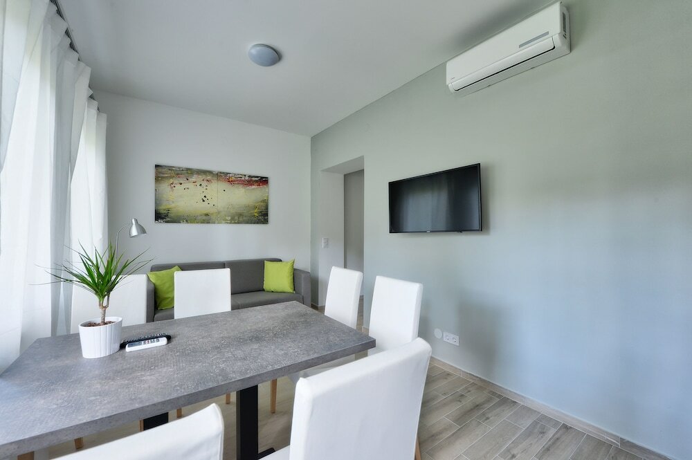 Фото Villa Oliver 2 Siófok