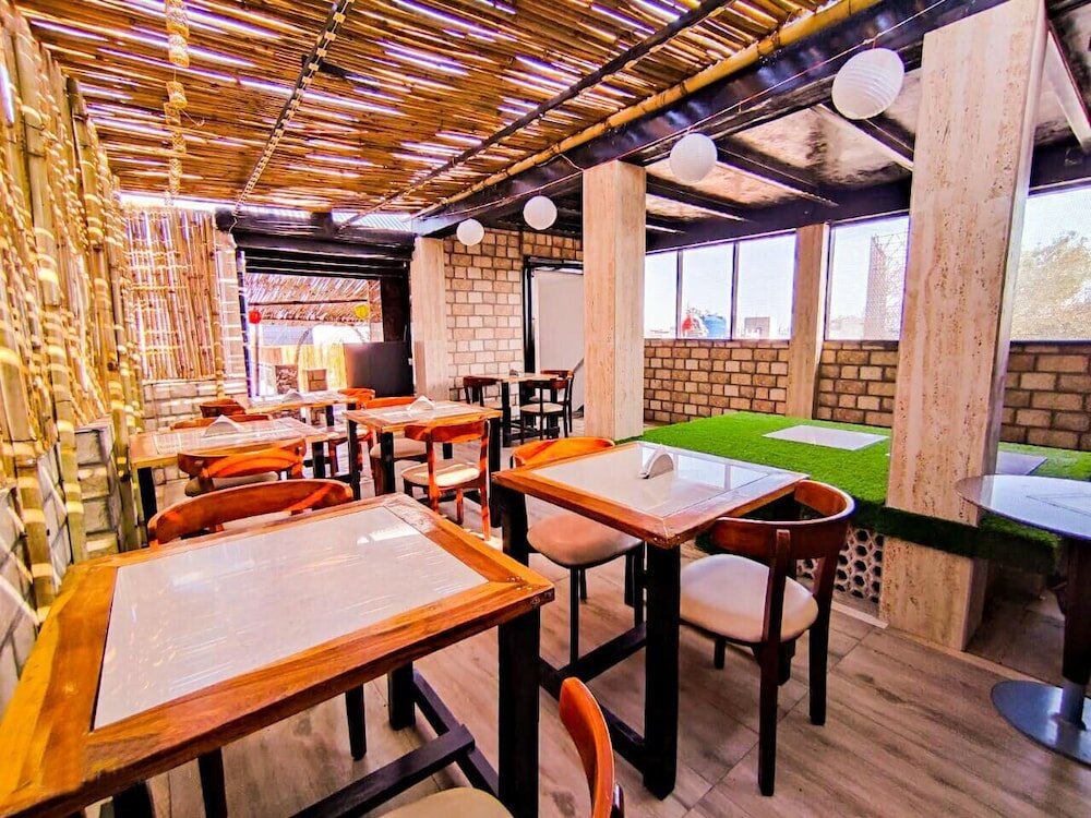 Фото Osaka Taj Hotel