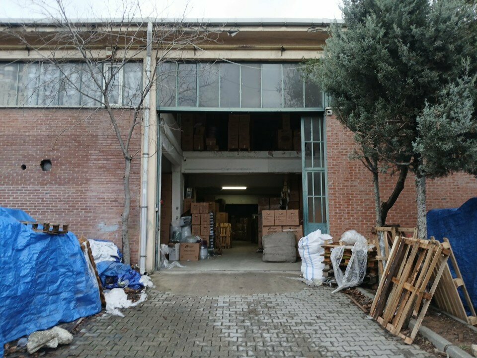 Warehouse Cankaya Plastic Depot, Istanbul, photo