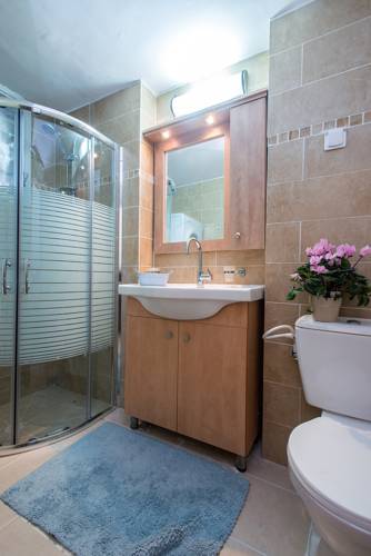 Фото Eshkol Housing Haifa -Luxury Sea View Villa