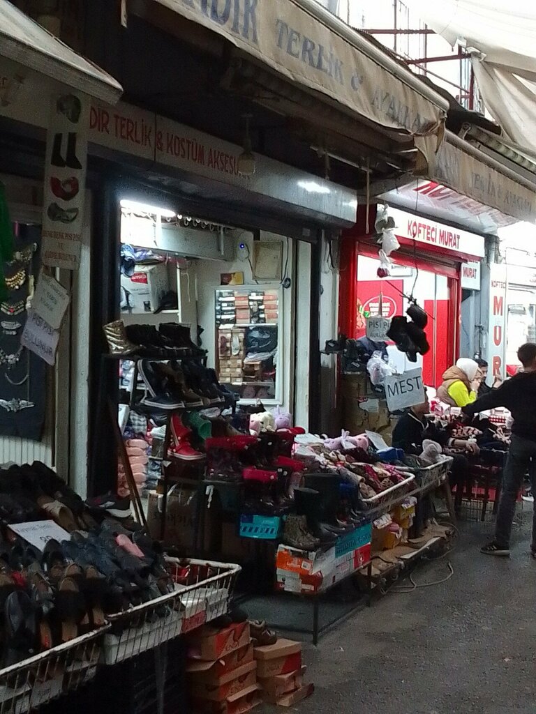 Shoe store Pisi Pisi Boots and Slippers, Izmir, photo