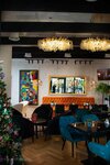 Crunch and Munch (Al Bateen Street, 22/1), cafe