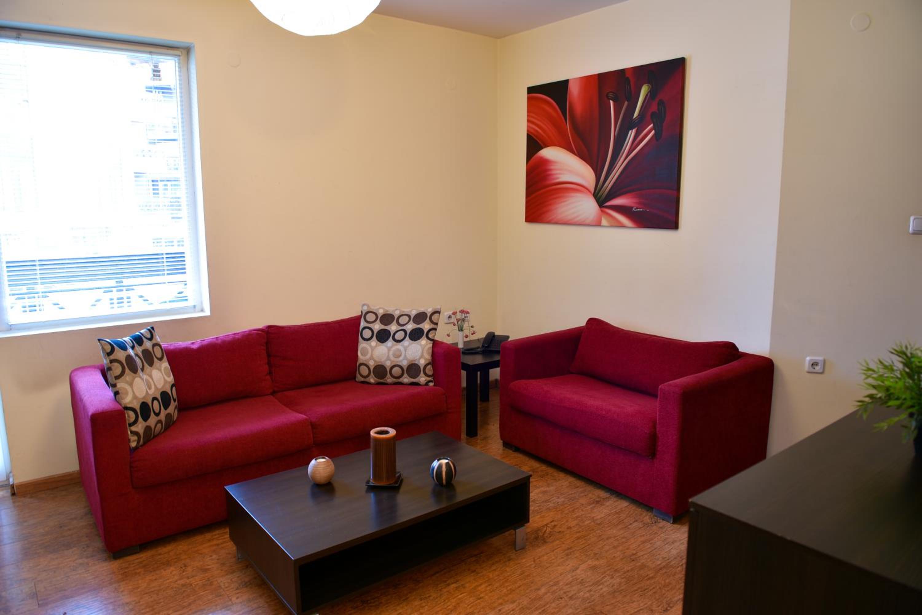 Фото Bojur & Bojurland Apartment Complex