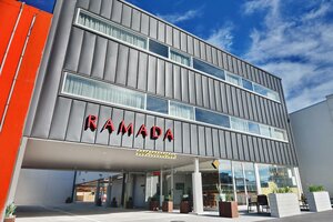 Гостиница Ramada Suites Christchurch City в Крайстчерче