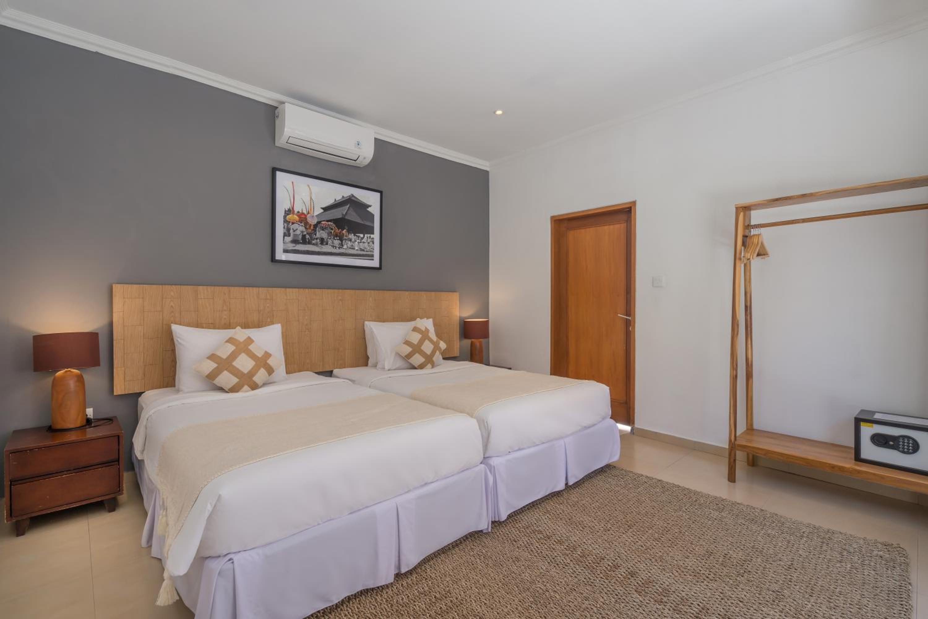 Фото The Jasmina Estate