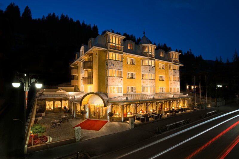 Гостиница Alpen Suite Hotel