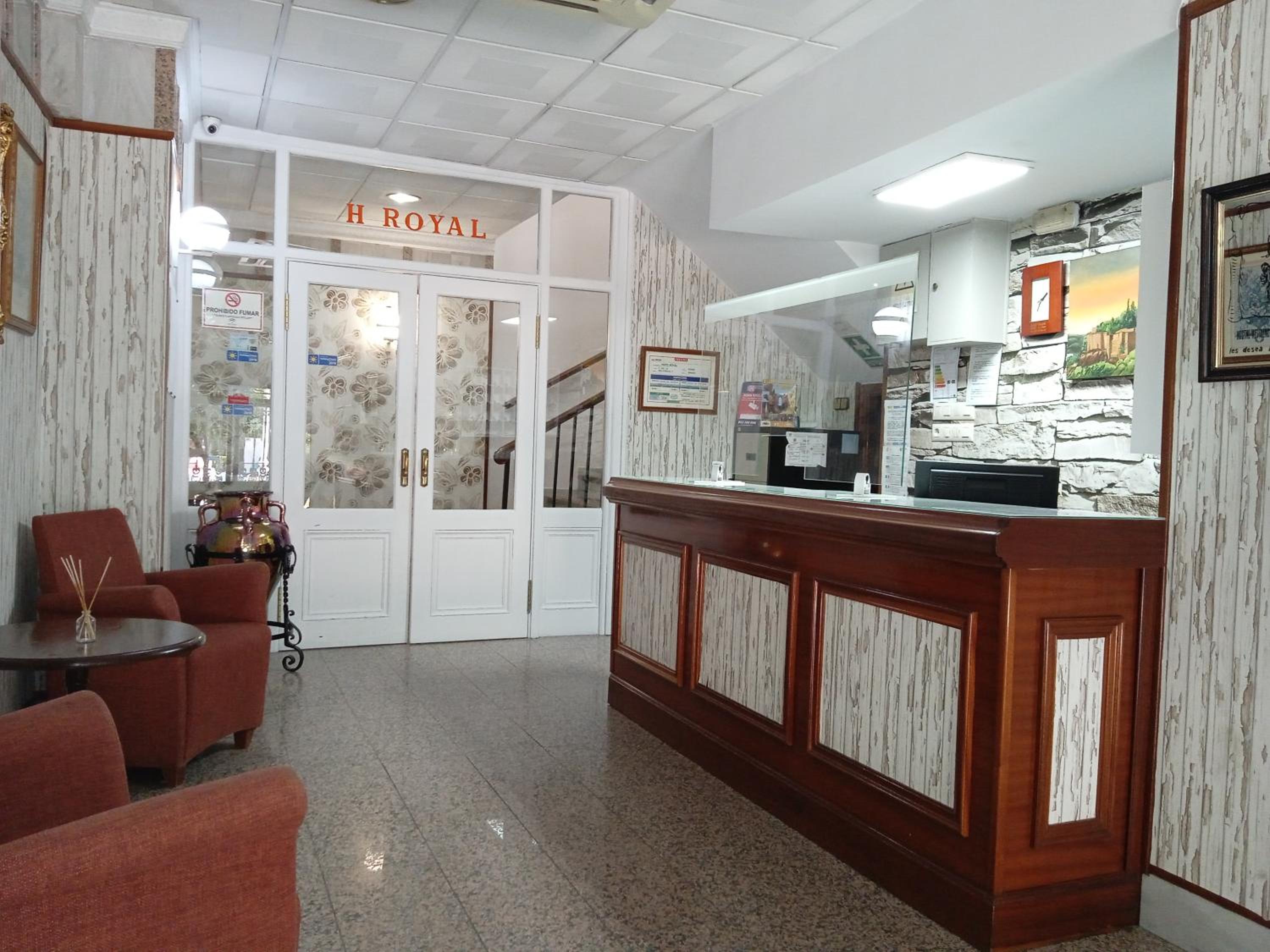 Фото Hotel Royal