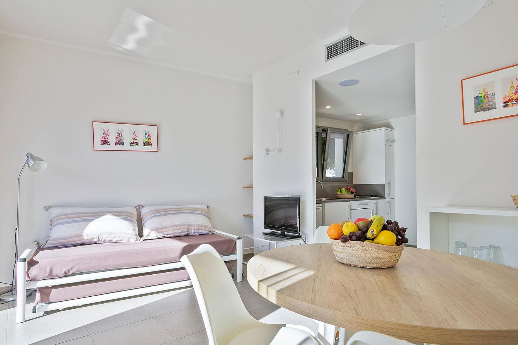 Фото Apartamentos Castellmar