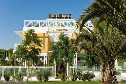 Гостиница Hotel Roma в Риччоне