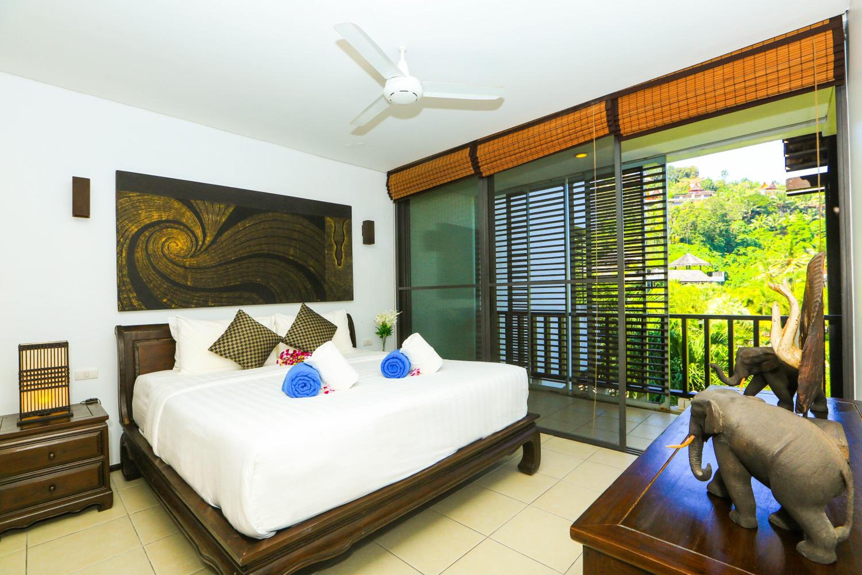 Фото Bangtao Beach Garden