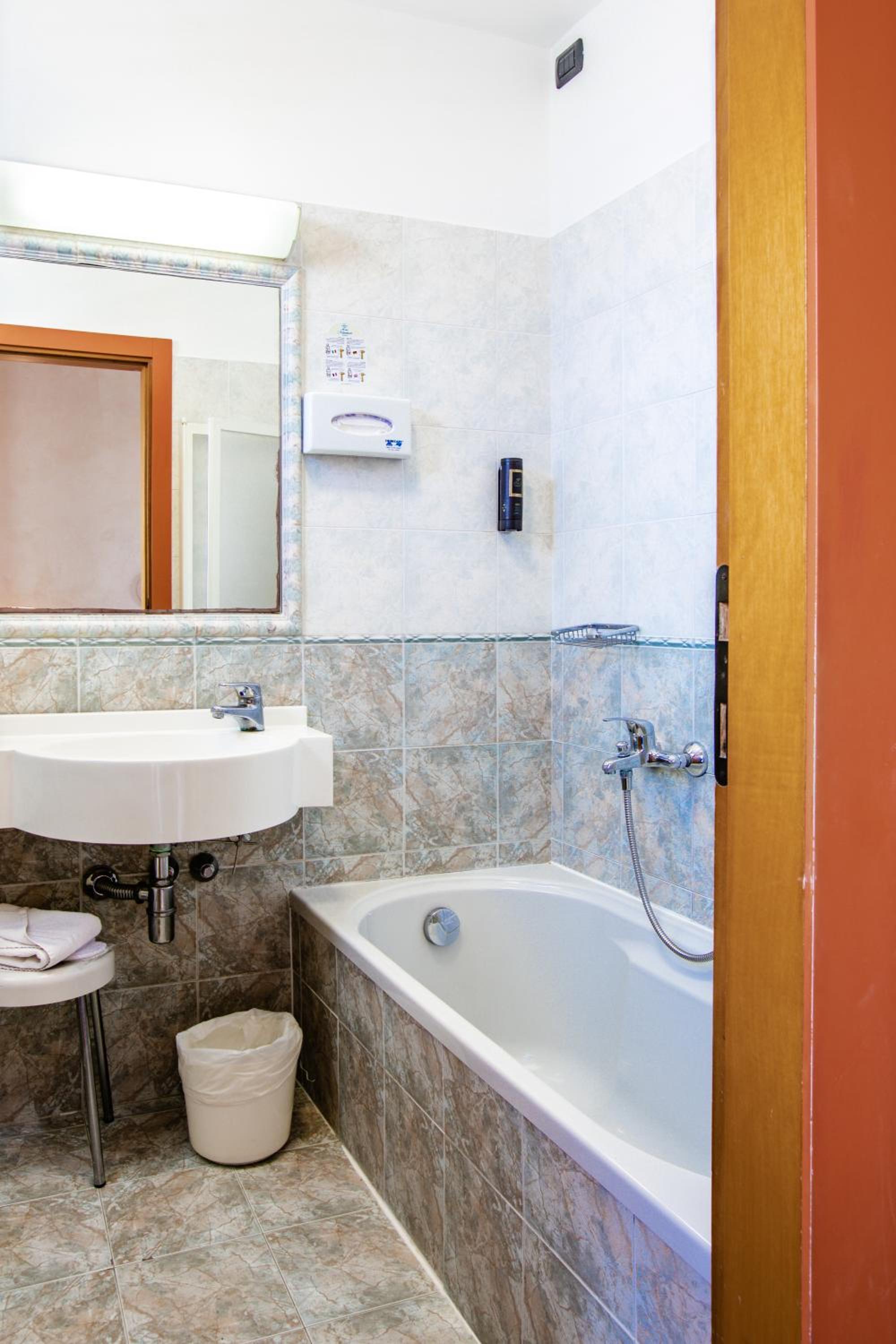 Фото Hotel Miramare