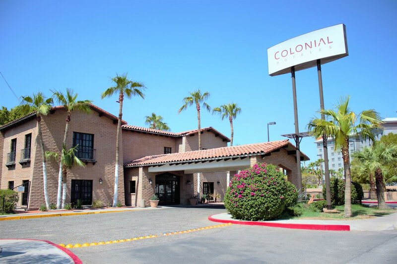 Гостиница Hotel Colonial Mexicali в Мехикали