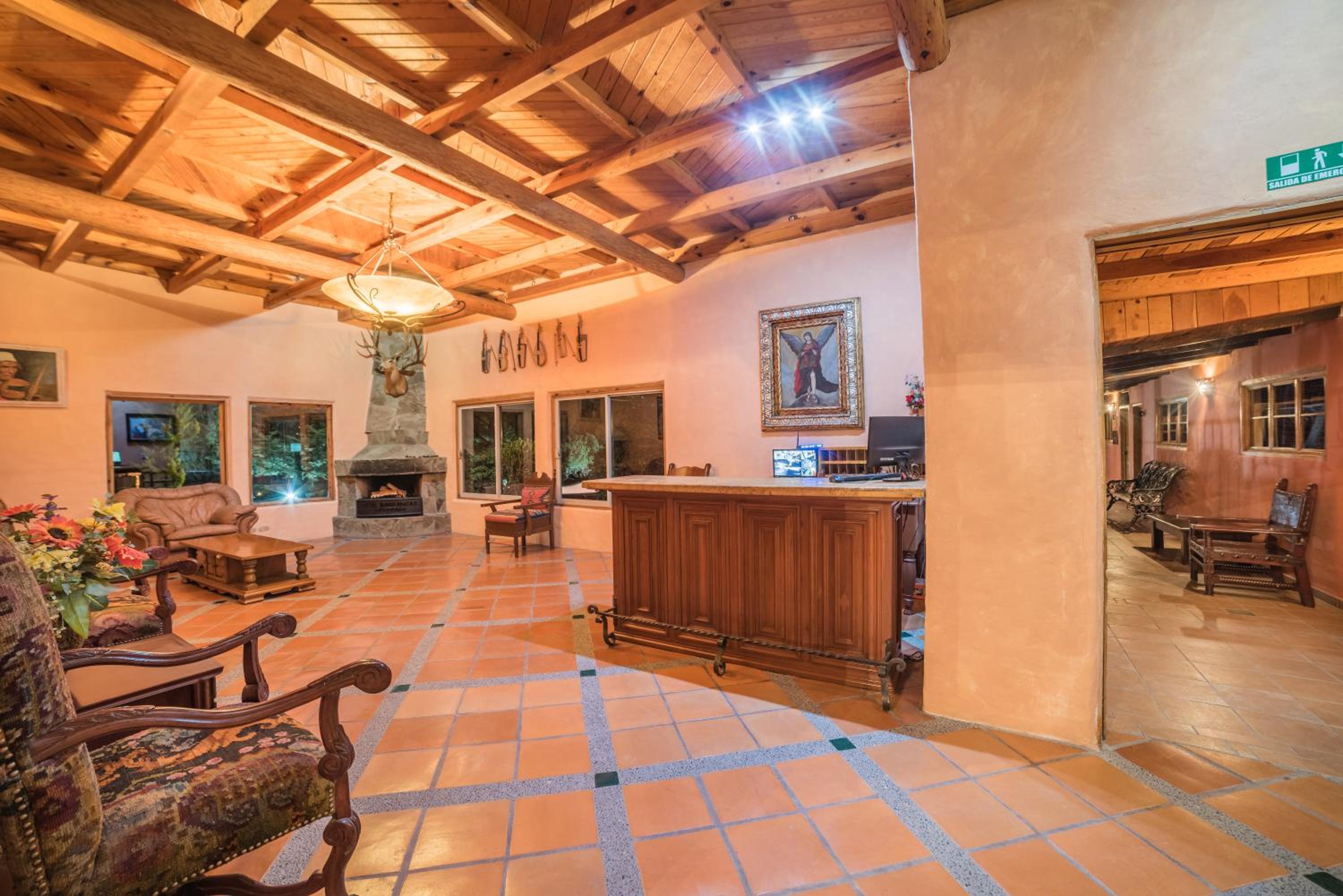 Фото Hotel Barrancas del Cobre by Balderrama Hotel Collection