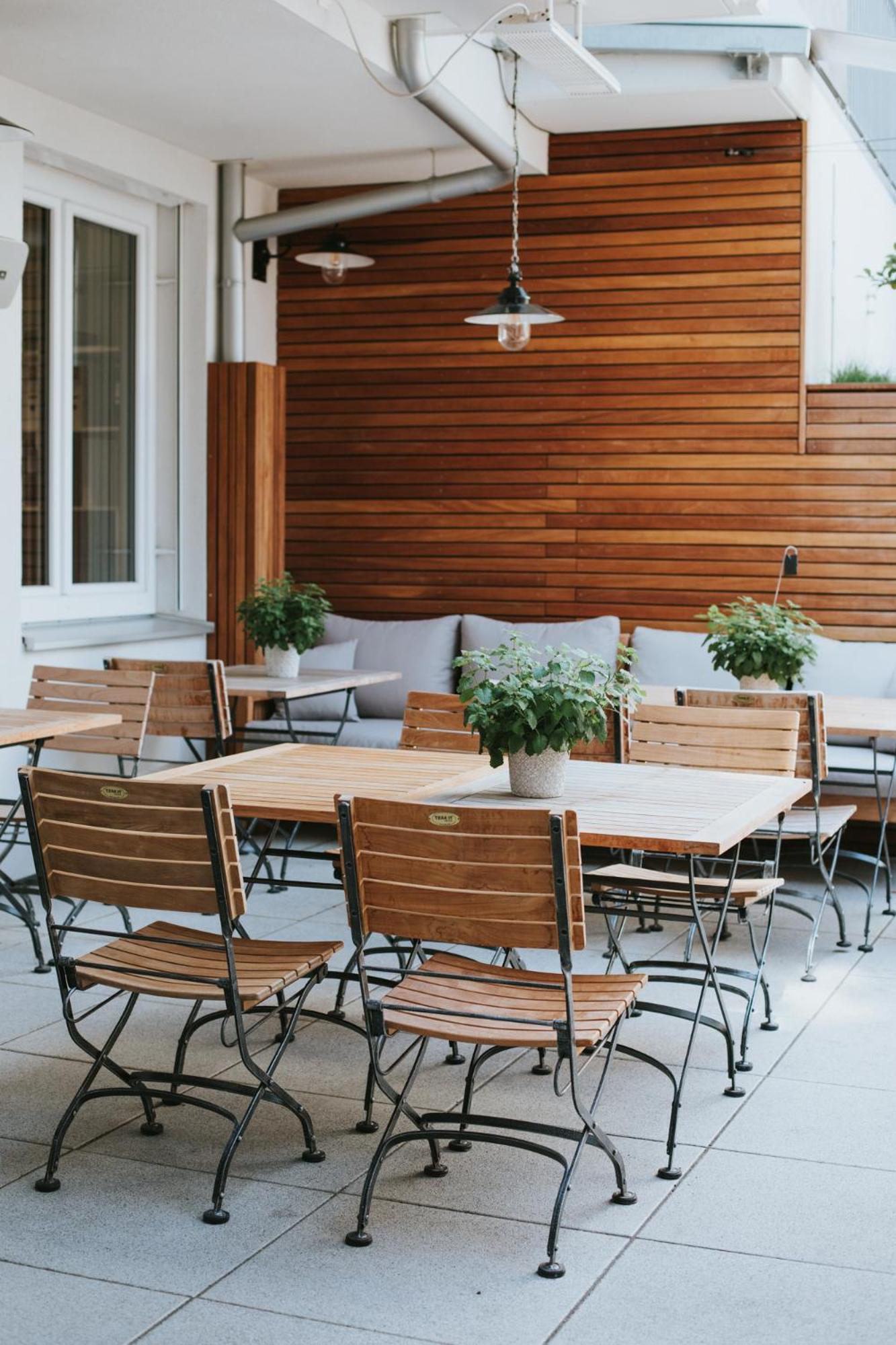 Фото Parks 73 The TownHouse Hotel