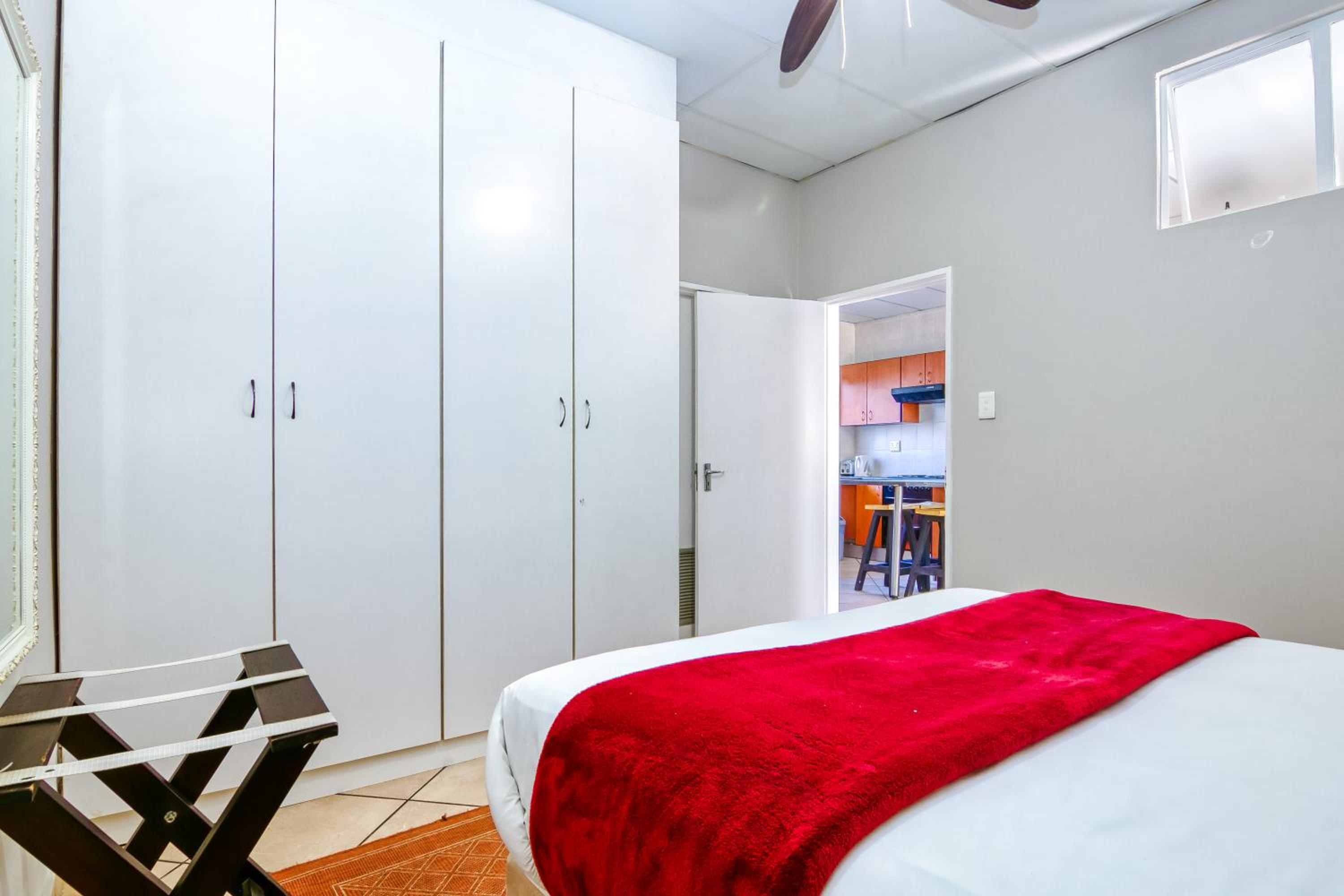 Фото Bm Gardens Apartment Hotel