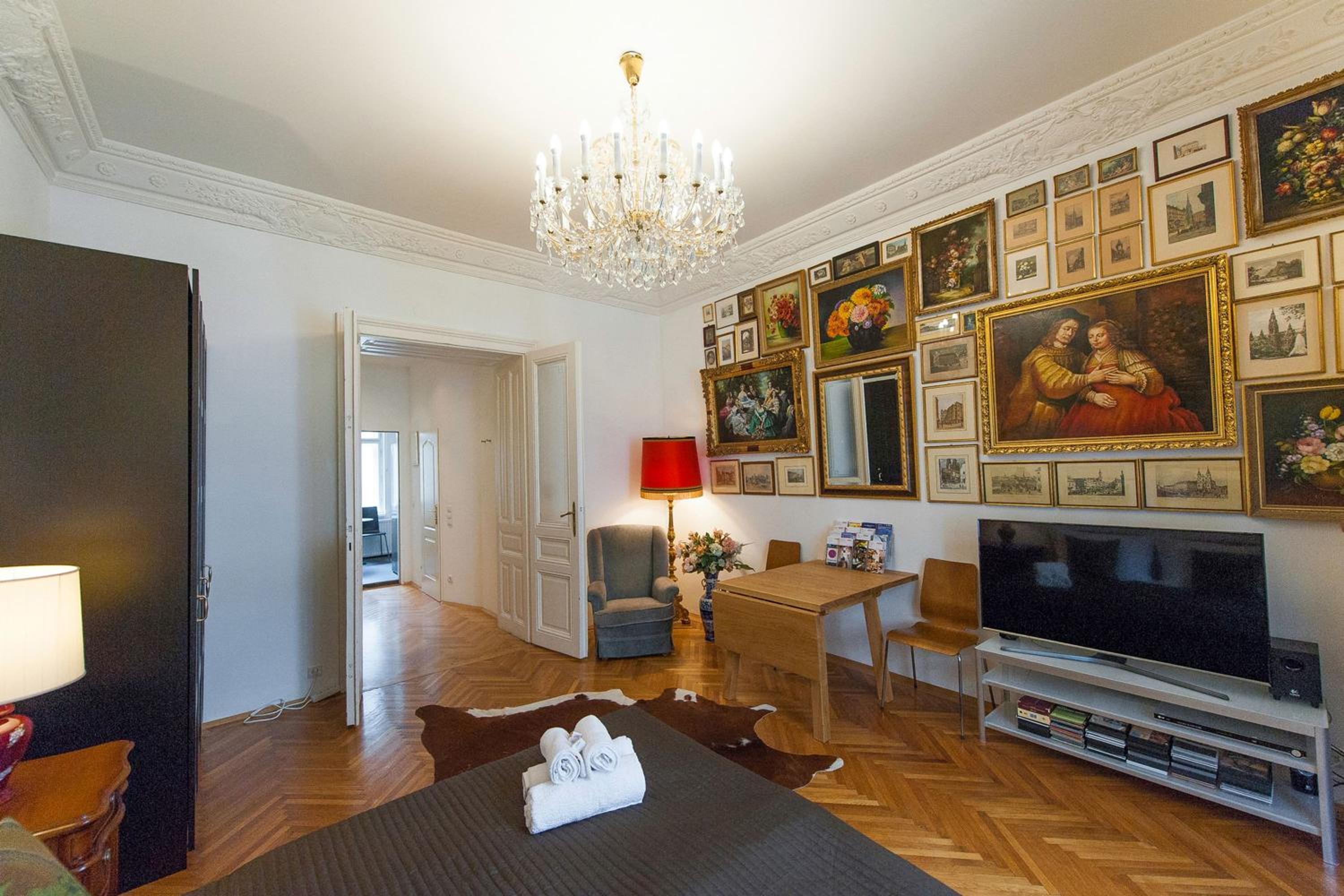 Фото 7th Heaven Vienna Center Apartments