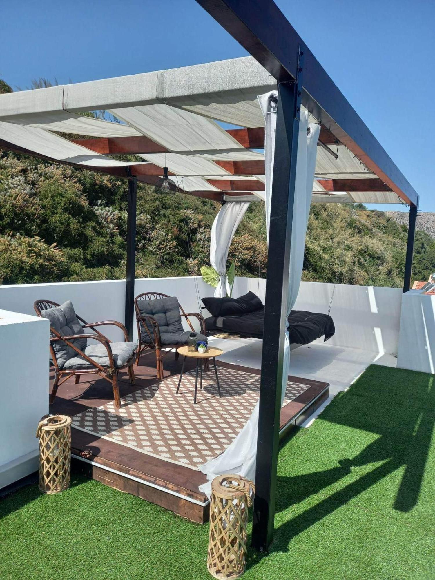 Фото Kalyves Bay