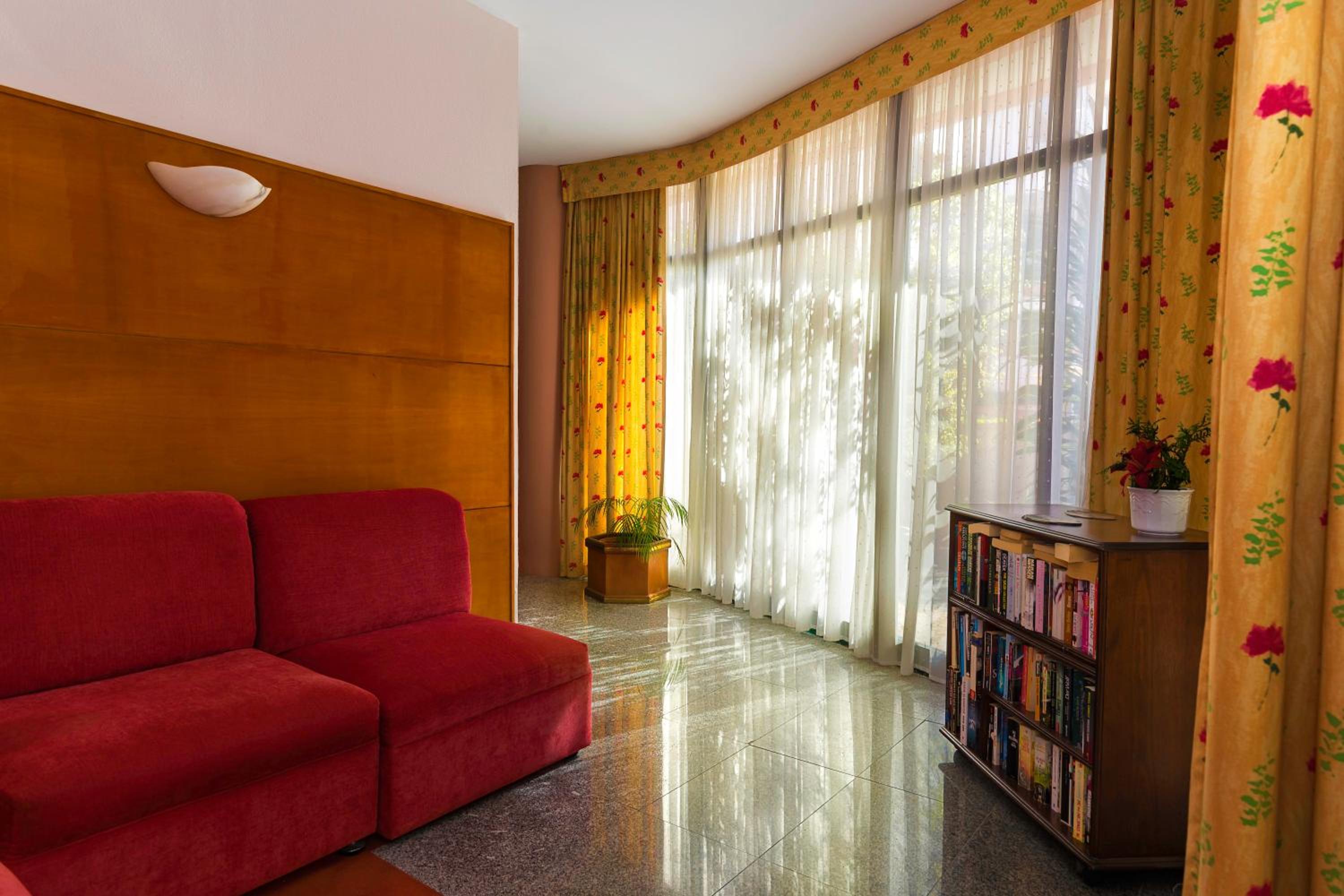 Фото Aparthotel Imperatriz