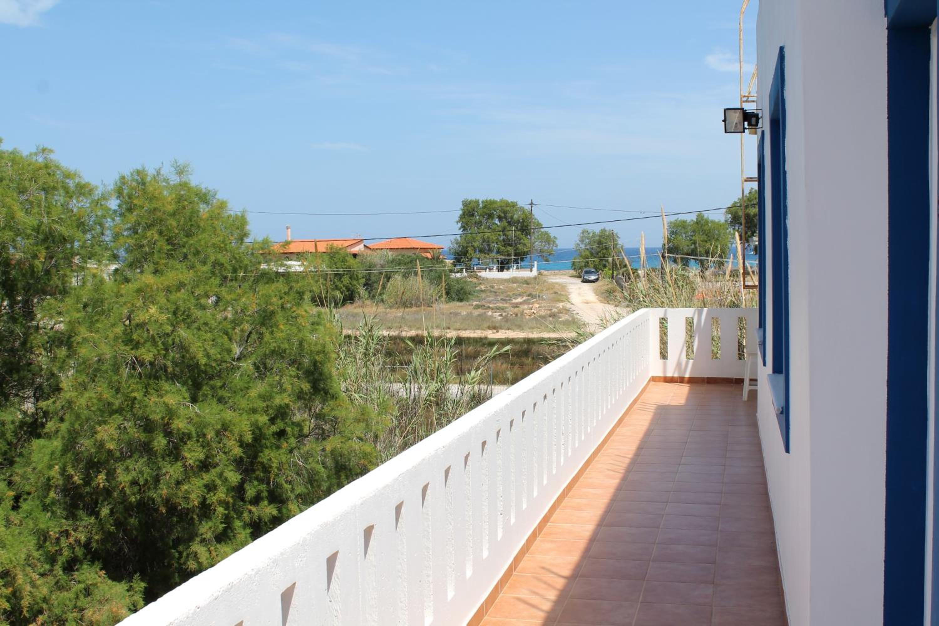 Фото Alexis Apartments