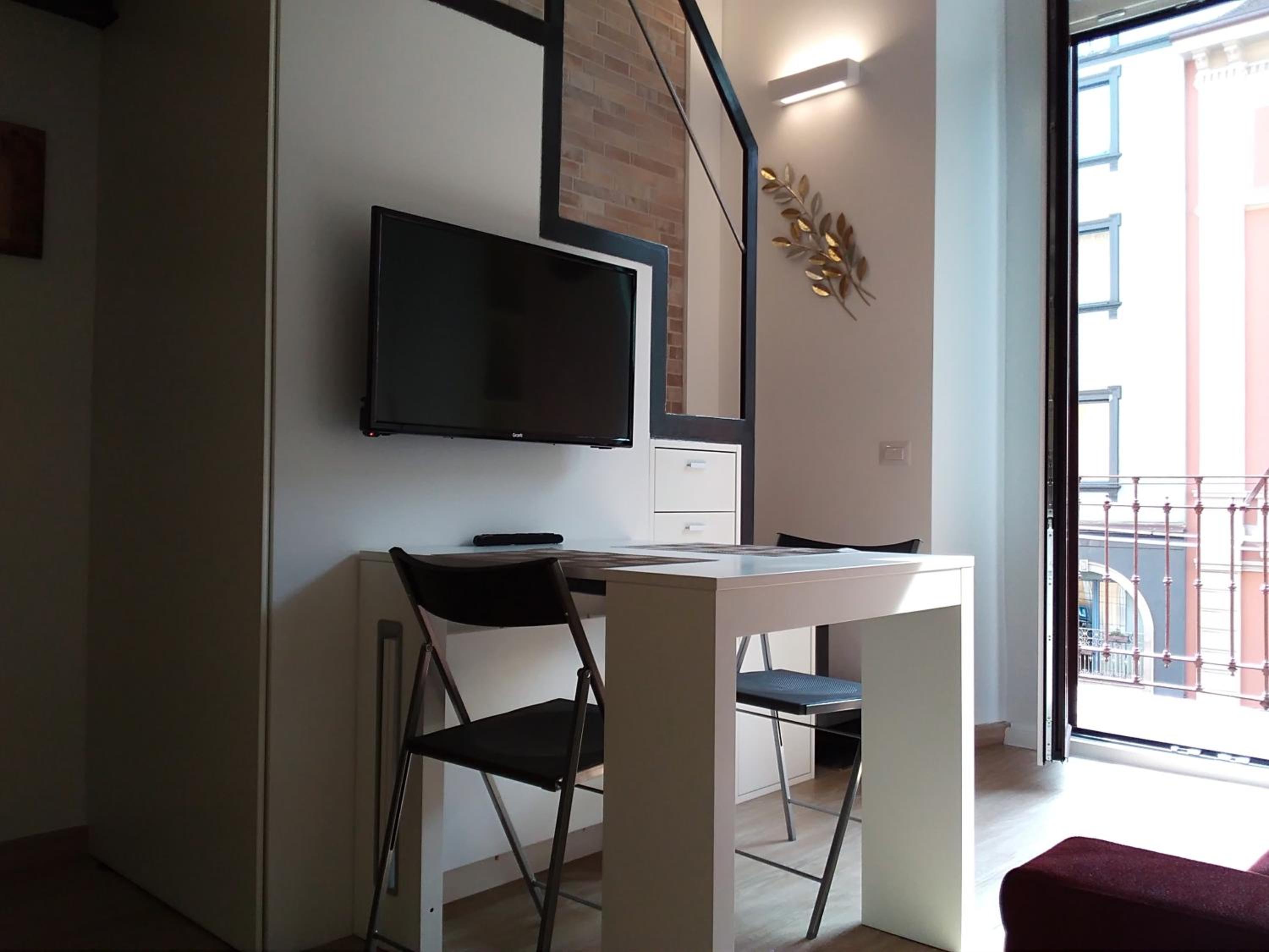 Фото Kibilù - Viale Bligny Yellow