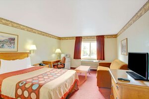 Гостиница Super 8 by Wyndham Salt Lake City Airport