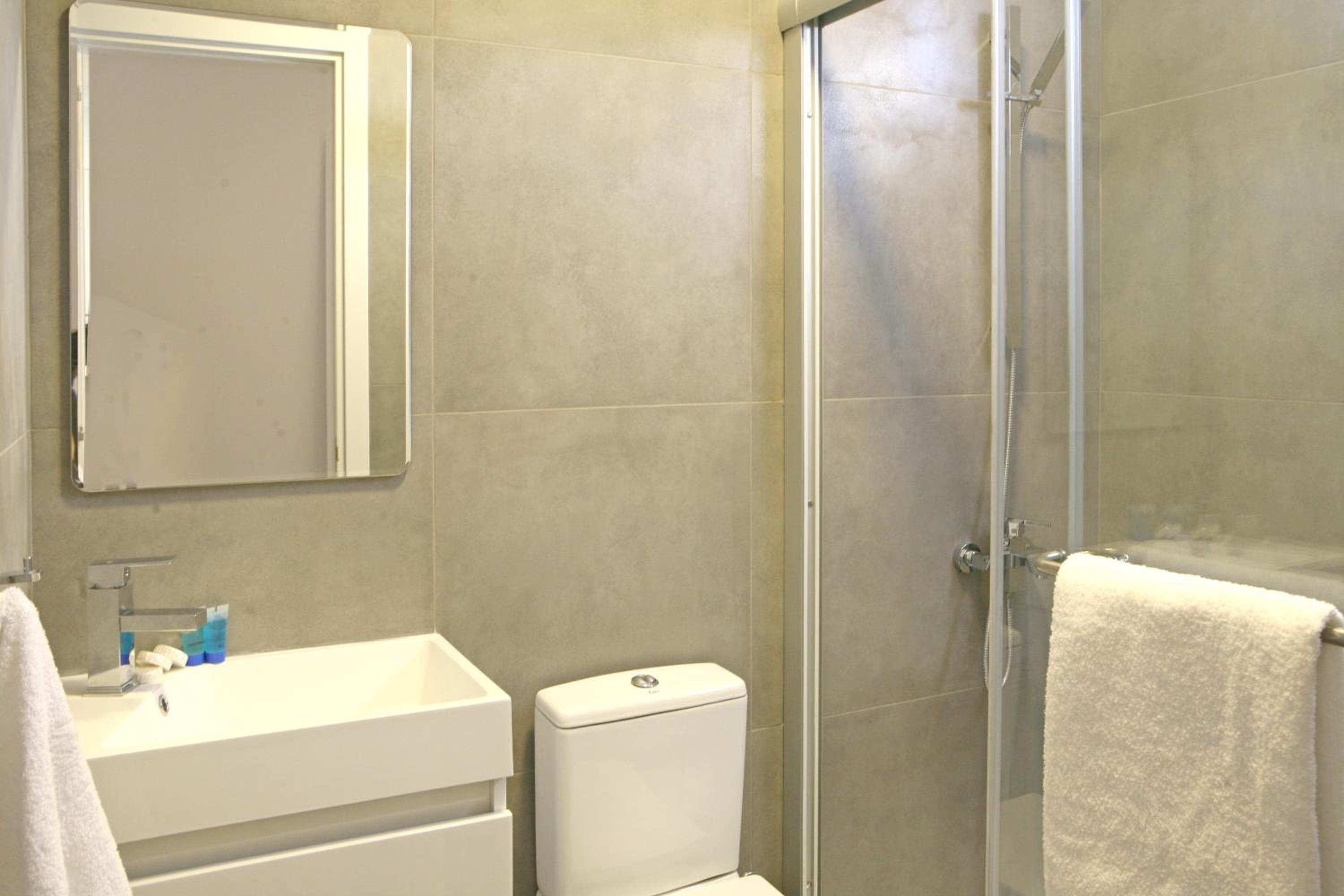 Фото Corina Suites and Apartments
