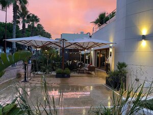 Гостиница Unique Boutique Hotel Antibes Juan-les-Pins в Антибе
