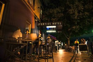 Гостиница Sporties Hotel