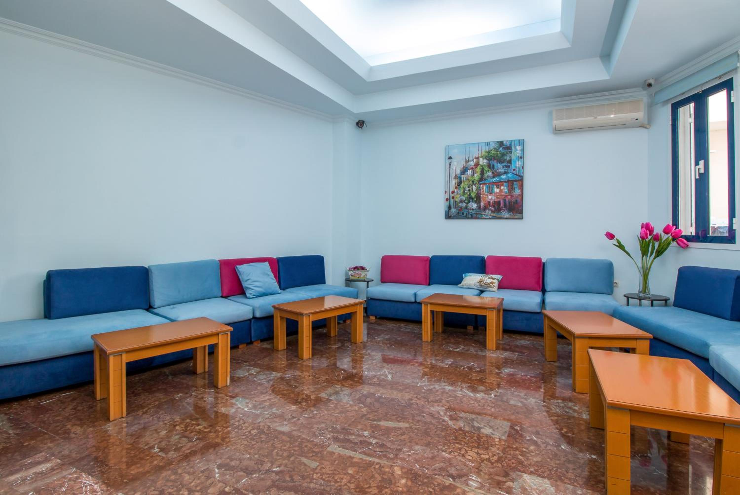 Фото Kahlua Hotel Apartments