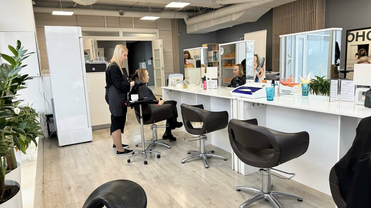 «Салоны красоты в Красносельском районе: эстетика и уход от лауреатов «Хорошего места»» фото материала