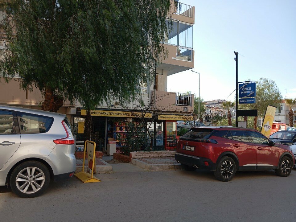Grocery Oncu Delicatessen, Izmir, photo
